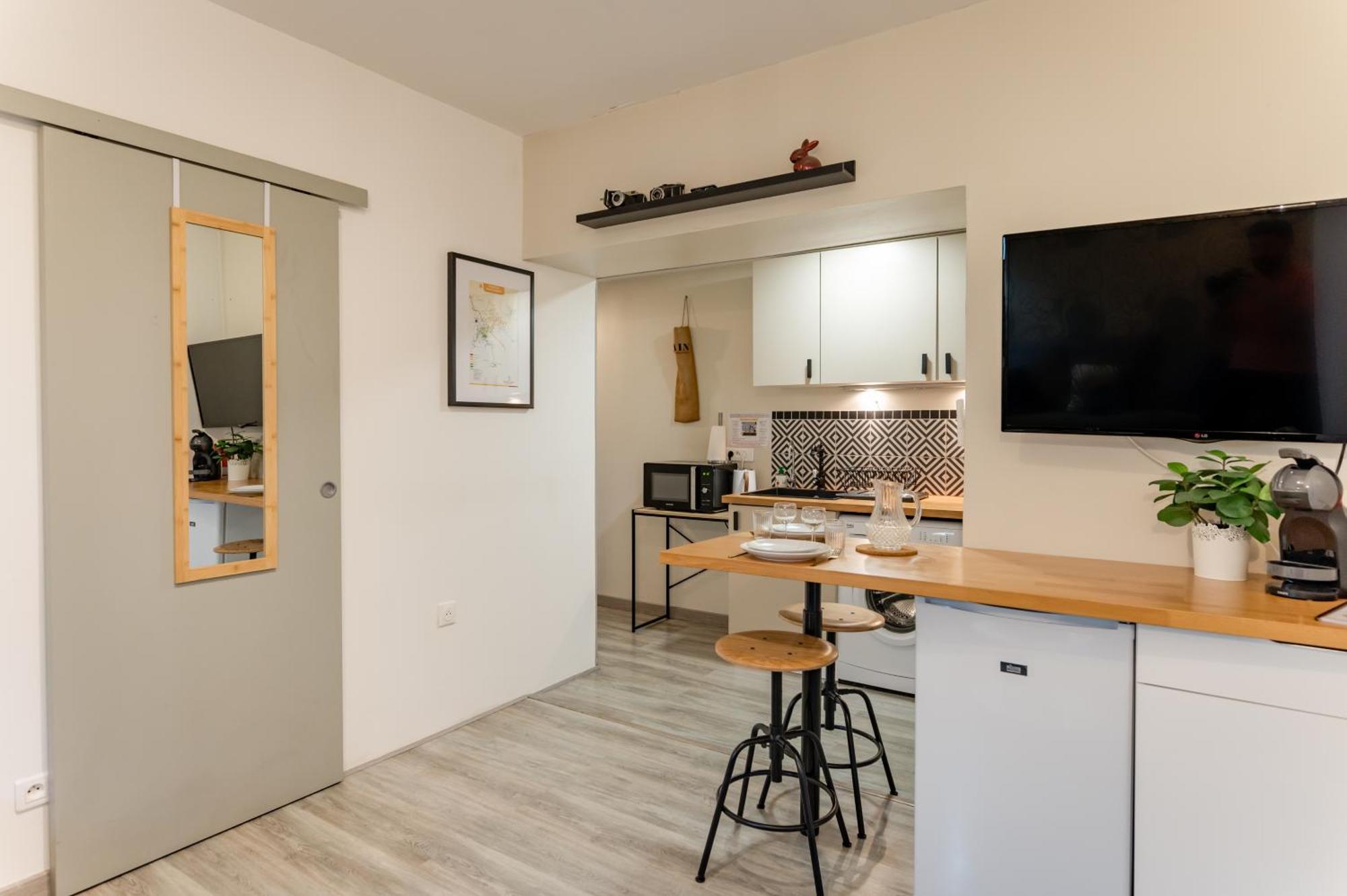 La P'tite Auxerroise, Mini-maison Avec Jardin ! * Auxerre